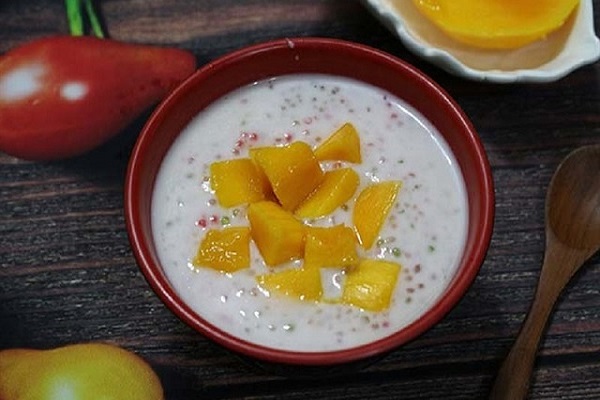 Chè xoài bột báng