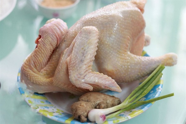 Gà hấp muối