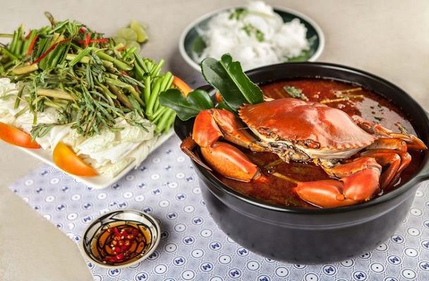 lẩu cua biển chua cay 