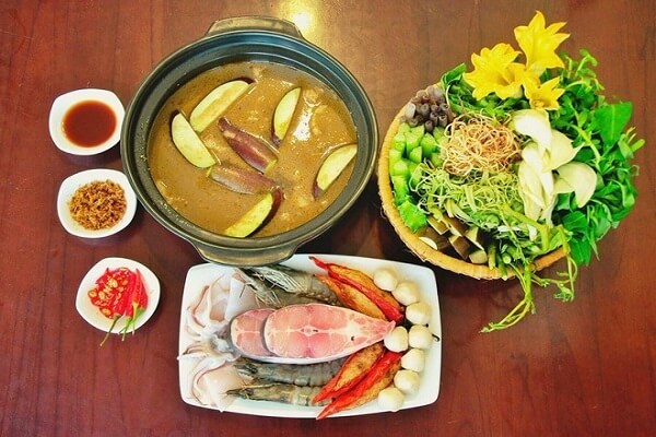 Lẩu mắm cá linh
