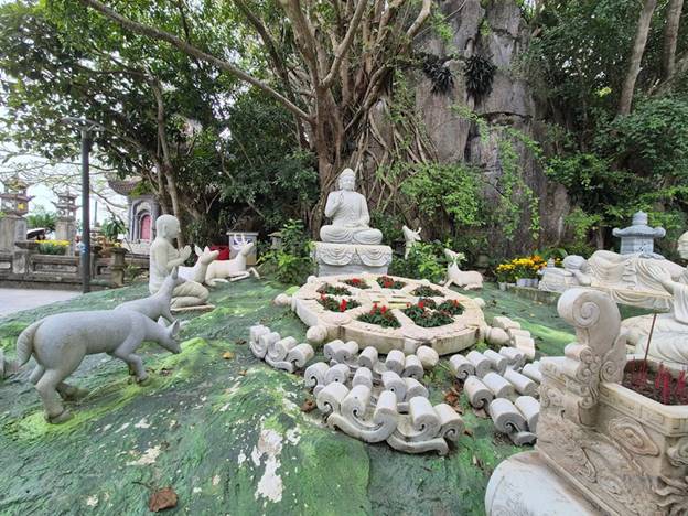 Chùa Linh Ứng
