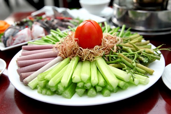 lẩu cá lăng măng chua