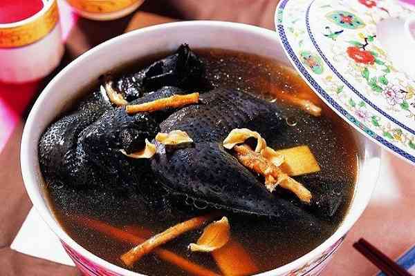 Gà hầm thuốc bắc & Gà hầm hạt sen
