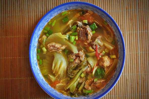 Canh dưa cải gân bò