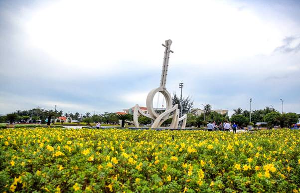 Quảng trường Hùng Vương Bạc Liêu 
