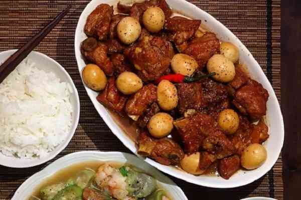 Sườn kho chua ngọt, Sườn kho tiêu, Sườn kho trứng cút, Sườn kho mật ong