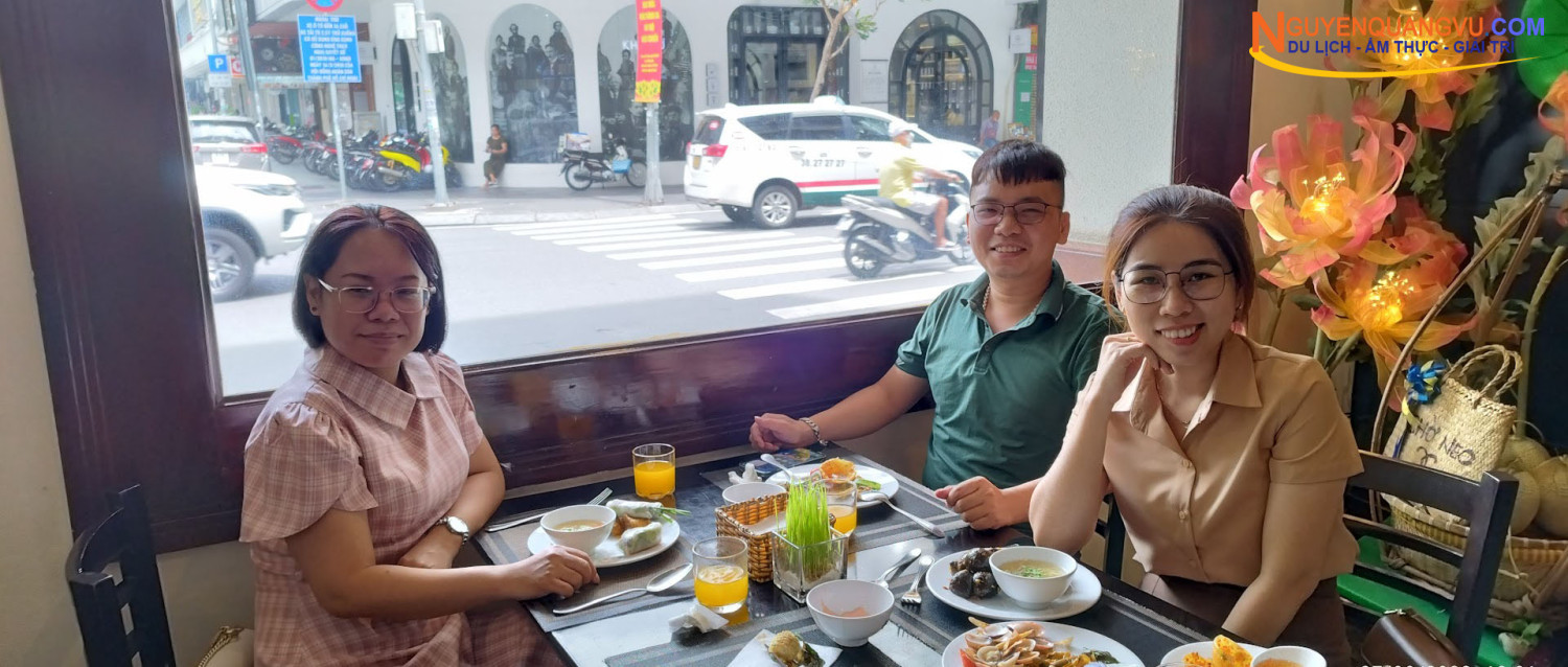 Buffet gánh bông sen